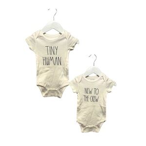 ⭐️ 5/$30 Rae Dunn Baby by Magenta Onesie Bodysuit Bundle size 6-9 Months